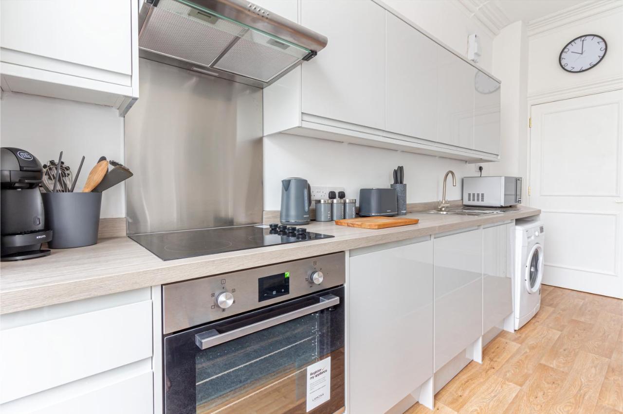 Host & Stay - Montpellier Villa Apartment Челтнъм Екстериор снимка